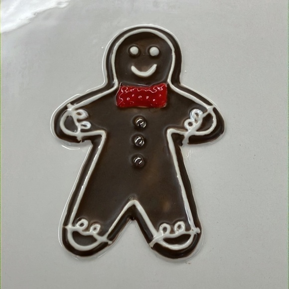 VINTAGE HALLMARK GINGERBREAD MAN AND CANDY CANE COOKIE PLATES - Picture 9 of 16